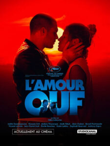L&rsquo;AMOUR OUF – Affiche de cinéma originale – Visuel rouge – Approximativement 40×60